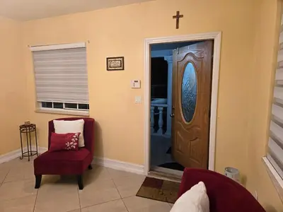 Gallery image of 3 bedrooms 3-bathroom Pool house and jacuzzi en Hialeah in Hialeah