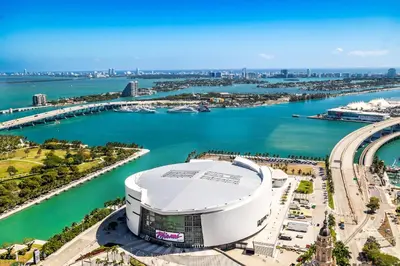 an aerial view of the sydney opera house at Wonderful 1 Bed - Amazing views in Miami