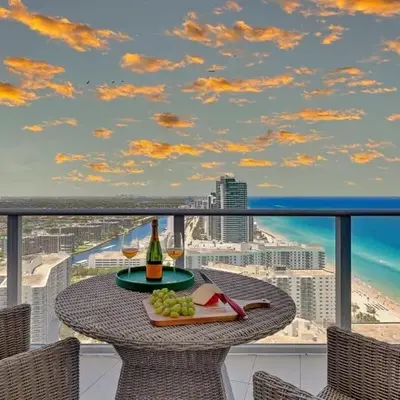 Seaside Elegance 1BR Retreat Stunning View
