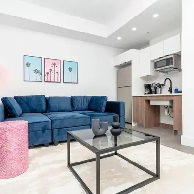 Modern 1BR Suite with King Bed Near Brickell
