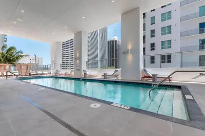 Gallery image of Stylish Modern Downtown Studio Free Parking in Miami