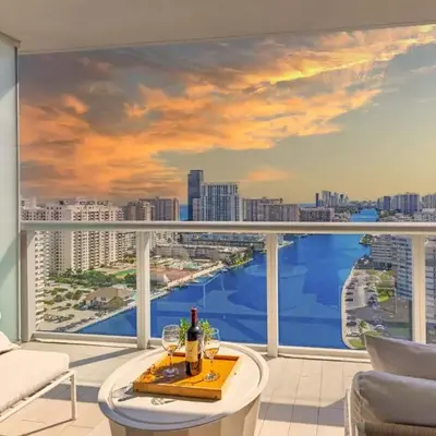 Stylish Apartment 2BD 2BTH