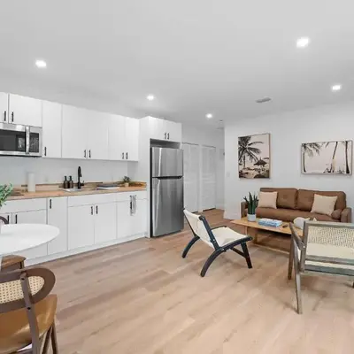 921 Apartment 1