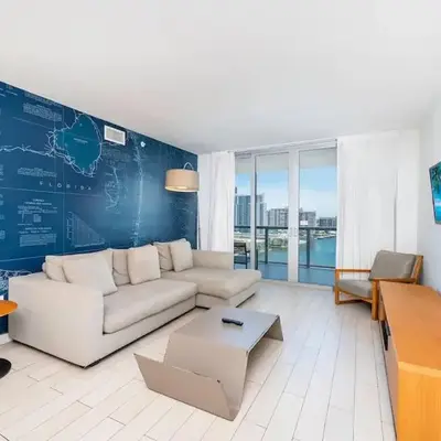 Modern 1BR w- Kitchen on 30th Floor Epic Views
