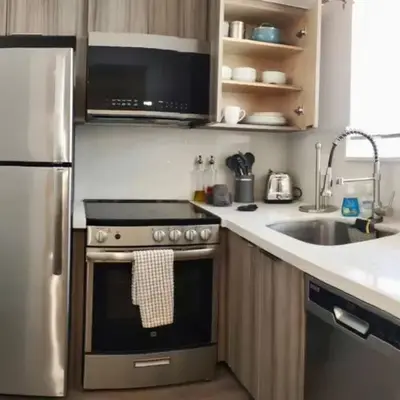 Charming DBL W pool and parking 15 min to FLL and Beach