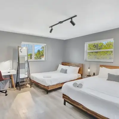 Newly Renovated 1BR Condo Near South Beach