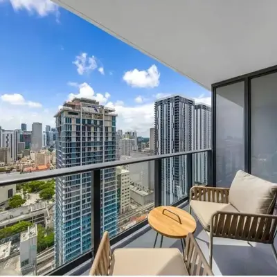 Luxury Studio in DTW Miami with City Views