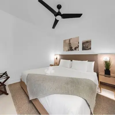 Skyline 1-BD Condo - City & Ocean View
