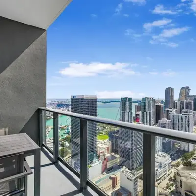 Exclusive Studio with City Views in Downtown Miami