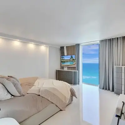 Luxury Oceanfront 3 Bedroom condo on the beach 16 Floor