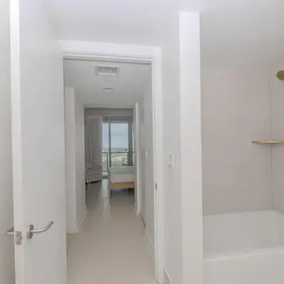 Luxury Miami Apartment Beach and Poolside drinks 2308