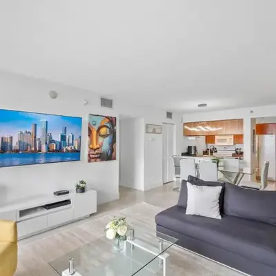 Stunning 3Bedroom 34th Floor Brickell Free Parking