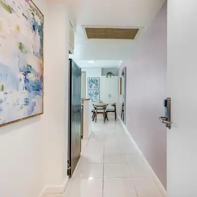 Bay View Beauty 1 Bedroom condo in Coconut Grove Parking Included