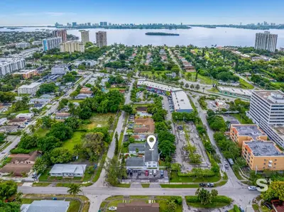 an aerial view of a city with a park at Sleek 1-BD Miami Apt Gym, BBQ, Free Parking in Miami