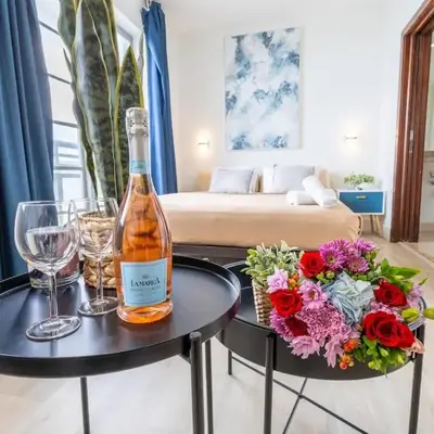 Studio with rooftop pool on Ocean Dr B303