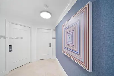 Gallery image of Fontainebleau Corner Unit New Reno 2Bdrm 3Bath in Miami Beach
