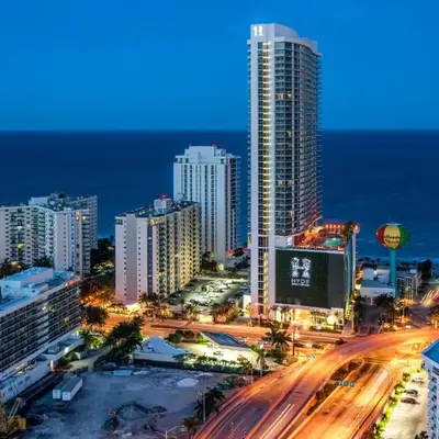 Lyfe Resort & Residences By OceanMiami