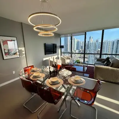 Luxury 2BR Skyline Balcony Free Parking by Palermo Home Miami