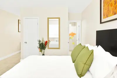 Gallery image of Mimo 7 -Smart TV - Free Parking - Kitchen - Walkable in Miami