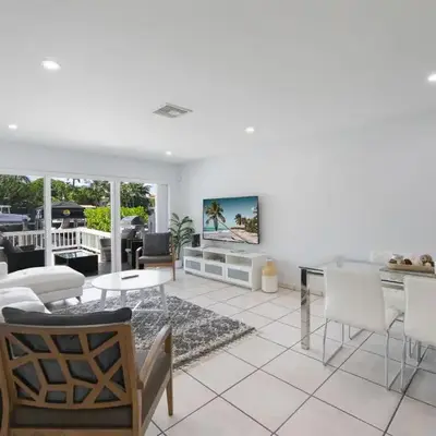 Intracostal Beauty