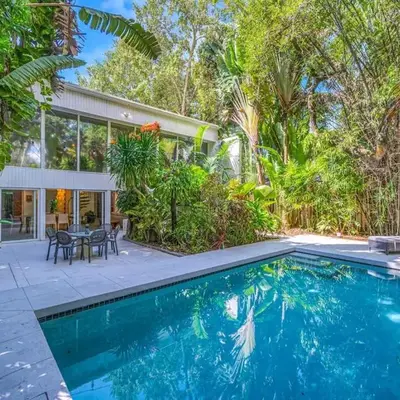 Wonderful Tropical Pool House Miami Coconut Grove