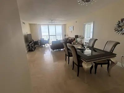 Gallery image of Luxurious 2BD Condo with Direct Ocean Front & Resort Pool in Sunny Isles in Sunny Isles Beach