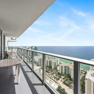 2 BDR Penthouse Ocean Front View Hyde Beach House