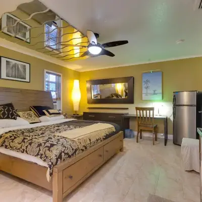 Fort Lauderdale Studio Near Beaches and Downtown