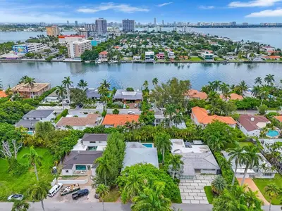 an aerial view of a city and a body of water at TROPICAL Villa with POOL in Private Island in Miami Beach