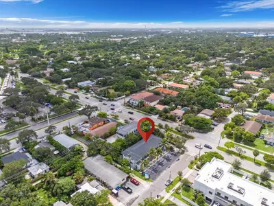 an aerial view of a city with a red marker at Comfort and Space Fort Lauderdale Miami in Fort Lauderdale
