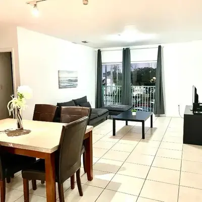 202 Private bedroom in Miami - Coral Gables