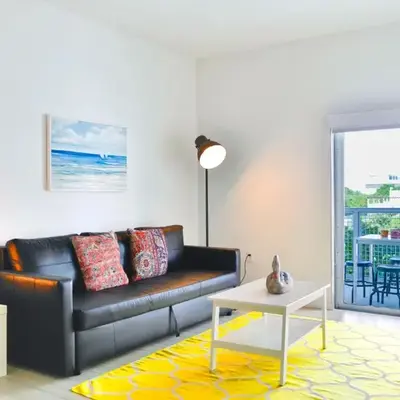 Contemporary Condo in Wynwood w Free Parking