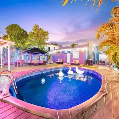 Villa Ciao Bella Sleeps 25 Pool Hot Tub