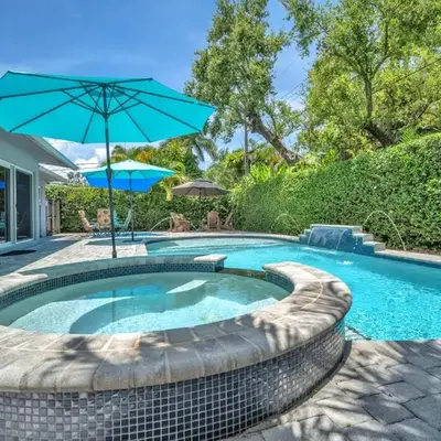 Shady Palms - Pool & Jacuzzi