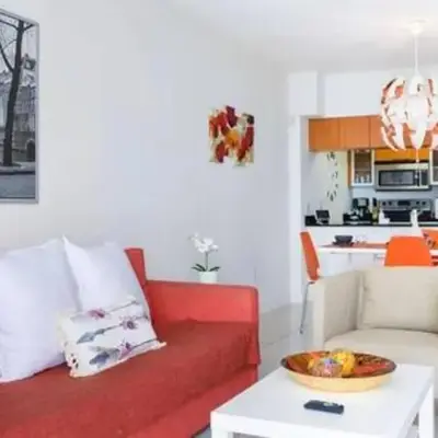 Waterfront 1BR w Bay ViewsBalcony Full Kitchen