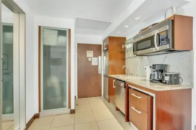 Gallery image of Bright Miami Beach Studio with Rooftop Pool Access in Miami Beach