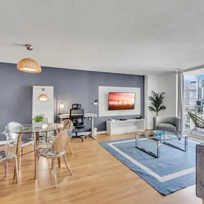 Superb private unit with amenities and parking
