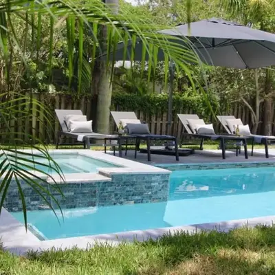 Friendly Fox Luxury Pool & Spa - Near DT & Beach home