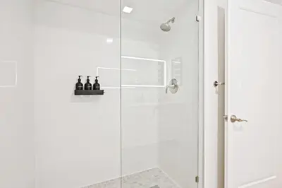 Gallery image of Maison des Isles - Las Olas Pool Home - Walk to Beach and Dining - Up to 4 Adults and 4 Kids under 13 in Fort Lauderdale