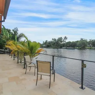 Vista Azul Lake Front Home with Hot Tub and Swim Spa