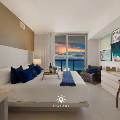Beautiful 1BR Apartment with Ocean View Balcony