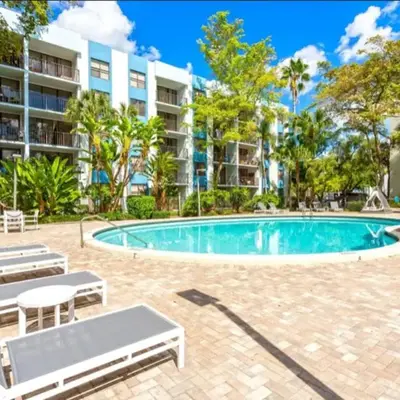 Urban Escape 2 Bed Unit In Miami near Whole Foods