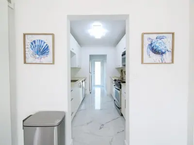 Gallery image of The Blue 4Bedroom Home - Pool & Spa Retreat in North Miami Beach