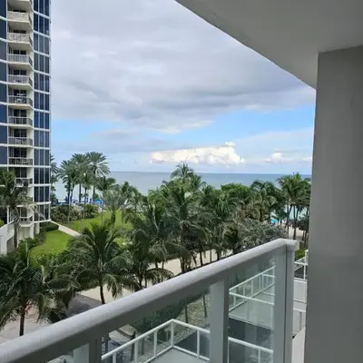 Sunny Isles Oceanfront Apartment for Two
