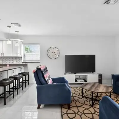 2BR Home Near Wilton Manors & Downtown