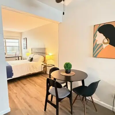 Sunny Miami Beach Getaway