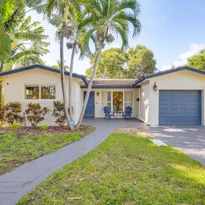 Spacious Yard