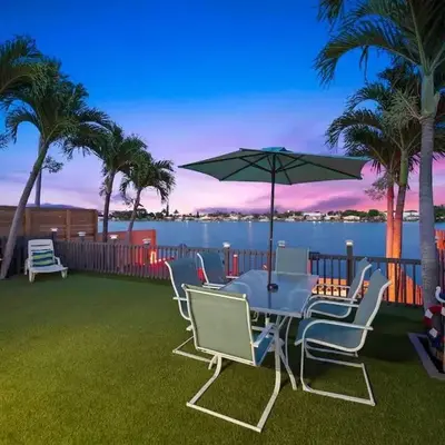 Serene Lakefront Getaway Fishing & Kayaks
