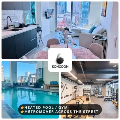 Contemporary Comfort Rooftop Views & Full Kitchen