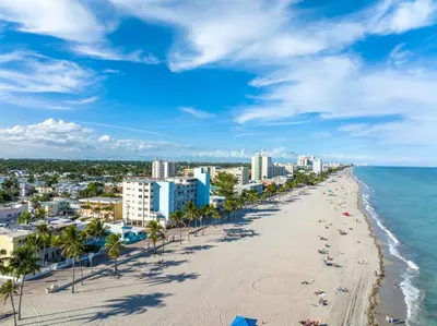 an aerial view of the beach in destin at Cozy three bedroom near Hollywood beach in Hollywood